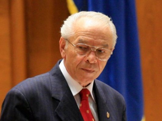 Văcăroiu: În 2008-2012, prejudiciul autorităţilor a fost de 900 milioane euro. 61 de dosare destul de grele, la parchet